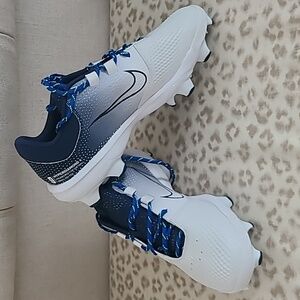 Men's Nike cleats NWOT